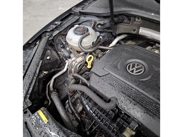 Personenauto, volkswagen, golf - afbeelding 37 van  47