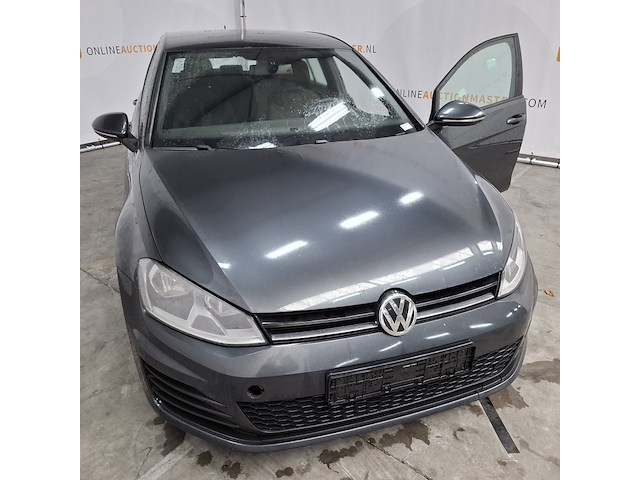 Personenauto, volkswagen, golf - afbeelding 40 van  47