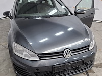 Personenauto, volkswagen, golf - afbeelding 40 van  47