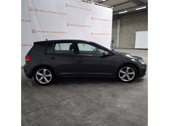 Personenauto, volkswagen, golf - afbeelding 34 van  47