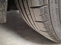 Personenauto, volkswagen, golf - afbeelding 2 van  50