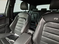 Personenauto, volkswagen, golf - afbeelding 24 van  50