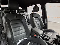 Personenauto, volkswagen, golf - afbeelding 31 van  50