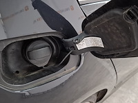 Personenauto, volkswagen, golf - afbeelding 32 van  50