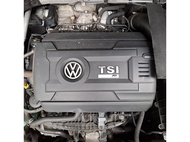 Personenauto, volkswagen, golf - afbeelding 39 van  50