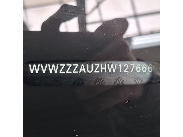 Personenauto, volkswagen, golf - afbeelding 42 van  50