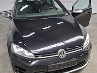 Personenauto, volkswagen, golf - afbeelding 43 van  50