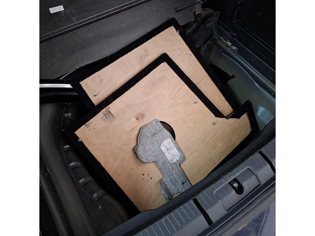 Personenauto, volkswagen, golf - afbeelding 40 van  63