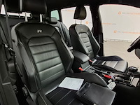 Personenauto, volkswagen, golf - afbeelding 44 van  63
