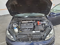 Personenauto, volkswagen, golf - afbeelding 49 van  63