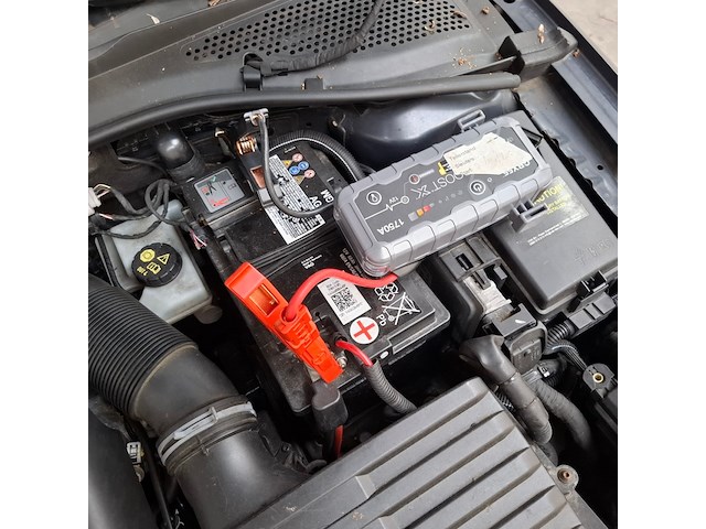 Personenauto, volkswagen, golf - afbeelding 51 van  63