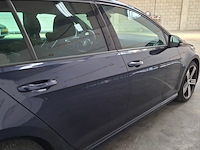 Personenauto, volkswagen, golf - afbeelding 56 van  63