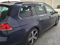 Personenauto, volkswagen, golf - afbeelding 61 van  63