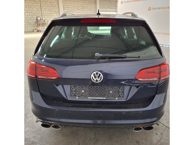 Personenauto, volkswagen, golf - afbeelding 62 van  63