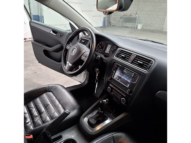 Personenauto, volkswagen, jetta, 1.4 tsi highline, 2011 - afbeelding 28 van  53