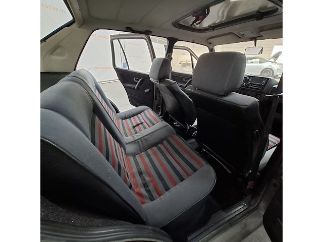 Personenauto, volkswagen, jetta, 1.6, bruin, 1986 - afbeelding 32 van  52