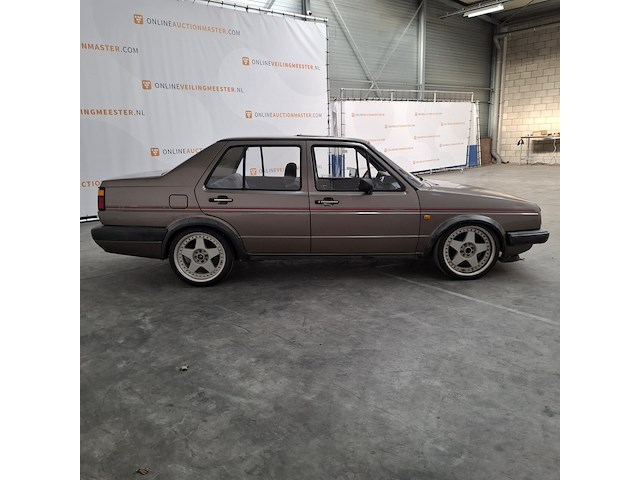 Personenauto, volkswagen, jetta, 1.6, bruin, 1986 - afbeelding 34 van  52