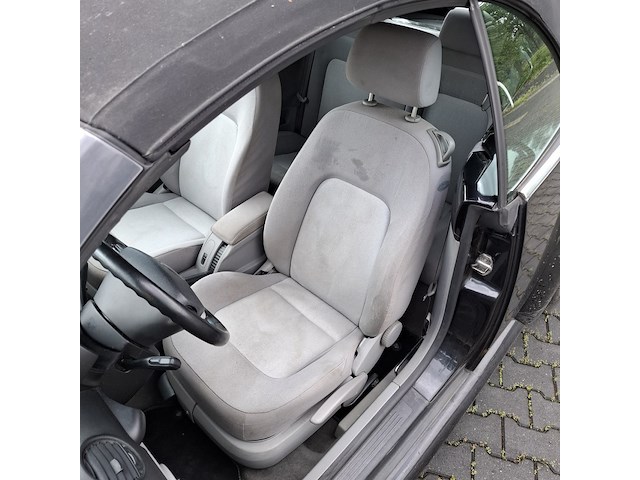 Personenauto, volkswagen, new beetle cabriolet, 1.6, zwart, 2004 - afbeelding 5 van  49