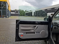 Personenauto, volkswagen, new beetle cabriolet, 1.6, zwart, 2004 - afbeelding 17 van  49