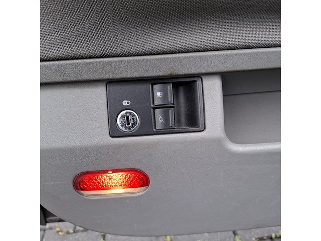 Personenauto, volkswagen, new beetle cabriolet, 1.6, zwart, 2004 - afbeelding 19 van  49