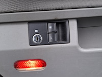 Personenauto, volkswagen, new beetle cabriolet, 1.6, zwart, 2004 - afbeelding 19 van  49