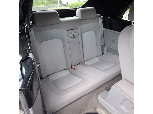 Personenauto, volkswagen, new beetle cabriolet, 1.6, zwart, 2004 - afbeelding 28 van  49