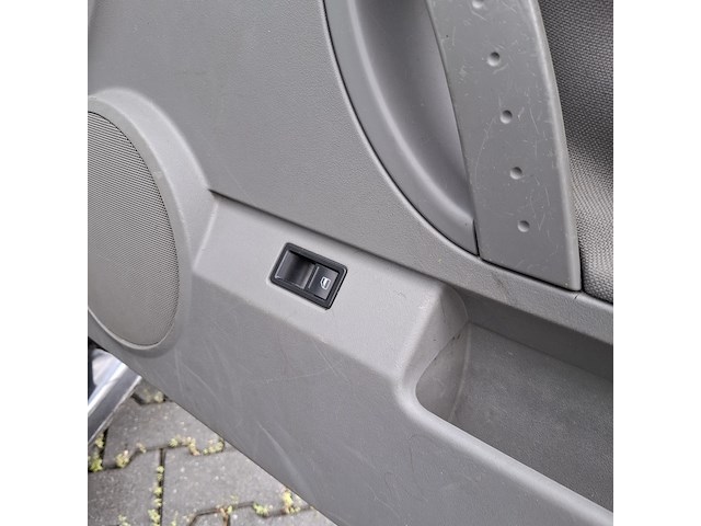 Personenauto, volkswagen, new beetle cabriolet, 1.6, zwart, 2004 - afbeelding 31 van  49