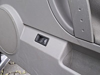 Personenauto, volkswagen, new beetle cabriolet, 1.6, zwart, 2004 - afbeelding 31 van  49
