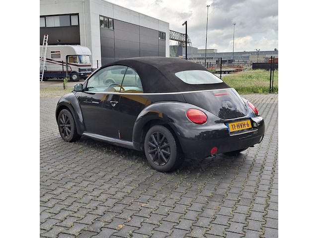 Personenauto, volkswagen, new beetle cabriolet, 1.6, zwart, 2004 - afbeelding 23 van  49