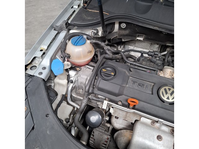 Personenauto, volkswagen, passat, 1.4 tsi comfortline bluemotion, 2011 - afbeelding 33 van  46