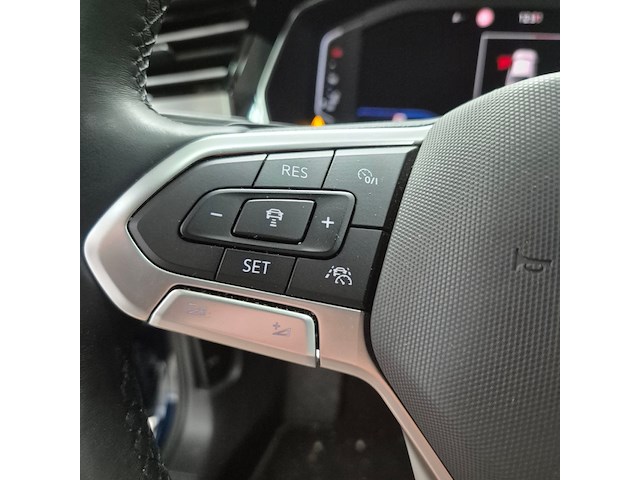 Personenauto, volkswagen, passat, 2020 - afbeelding 16 van  47