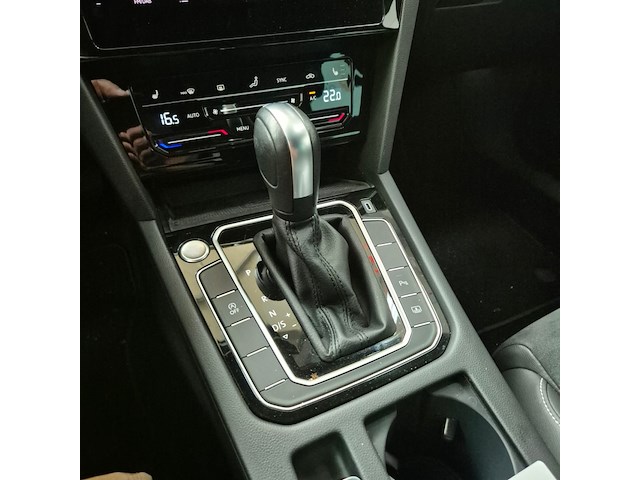 Personenauto, volkswagen, passat, 2020 - afbeelding 22 van  47