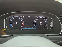 Personenauto, volkswagen, passat, 2020 - afbeelding 25 van  47