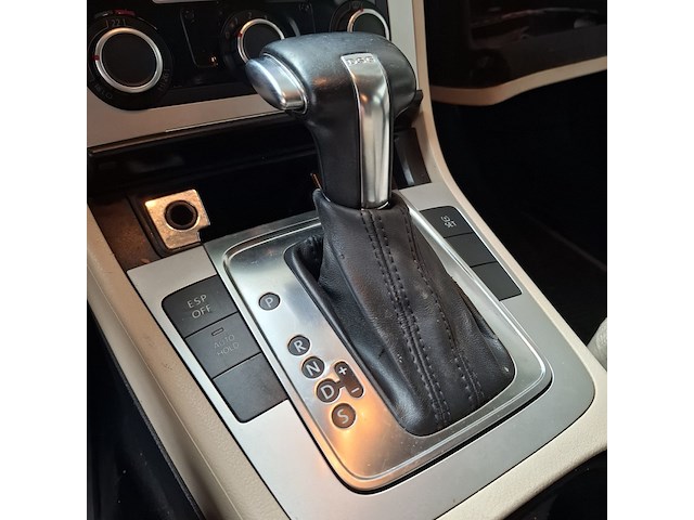 Personenauto, volkswagen, passat cc, 1.8 tsi 4p., 2010 - afbeelding 15 van  47