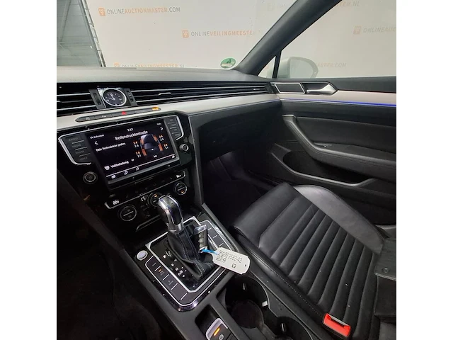 Personenauto, volkswagen, passat variant, 1.4 tsi gte highline, 2016 - afbeelding 40 van  74
