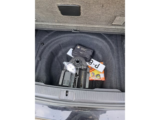 Personenauto, volkswagen, passat variant, 1.5 tsi business, 2022 - afbeelding 30 van  45