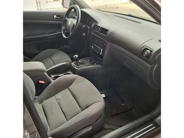 Personenauto, volkswagen, passat variant, 2.0-20v athene, 2004 - afbeelding 13 van  23