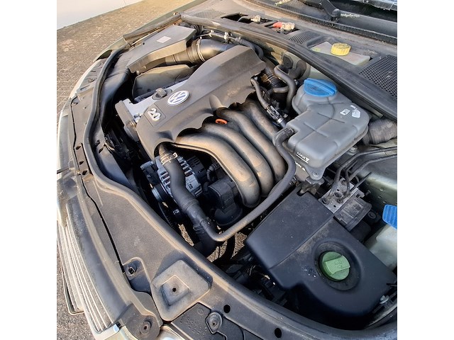 Personenauto, volkswagen, passat variant 2.0 20v comfortline, 2003 - afbeelding 11 van  38