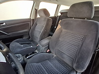 Personenauto, volkswagen, passat variant 2.0 20v comfortline, 2003 - afbeelding 19 van  38