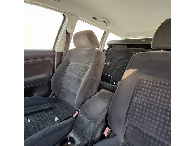 Personenauto, volkswagen, passat variant 2.0 20v comfortline, 2003 - afbeelding 24 van  38