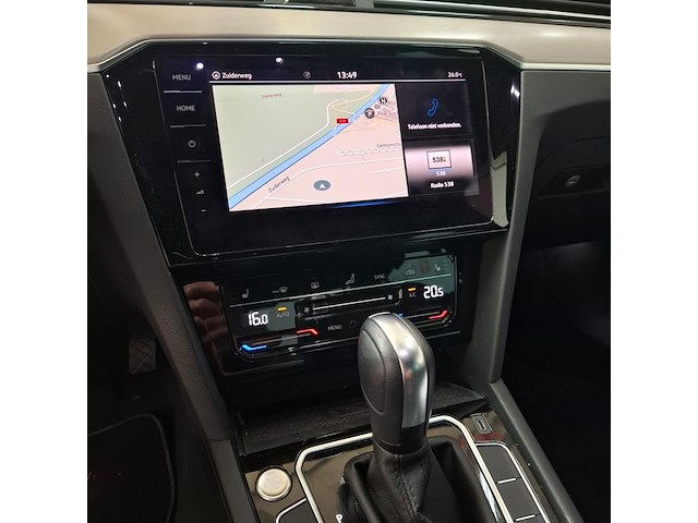 Personenauto, volkswagen, passat - afbeelding 10 van  35