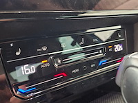 Personenauto, volkswagen, passat - afbeelding 13 van  35