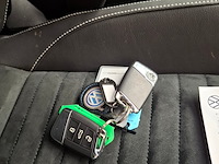 Personenauto, volkswagen, passat - afbeelding 24 van  35
