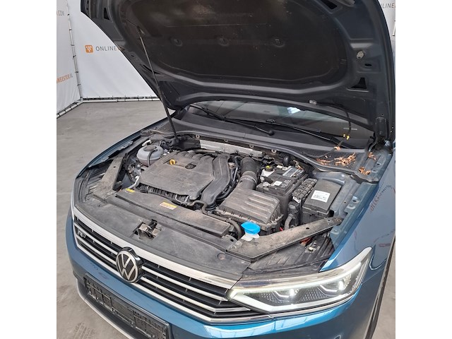 Personenauto, volkswagen, passat - afbeelding 27 van  35