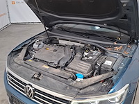 Personenauto, volkswagen, passat - afbeelding 27 van  35