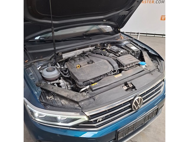 Personenauto, volkswagen, passat - afbeelding 28 van  35