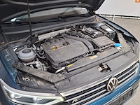 Personenauto, volkswagen, passat - afbeelding 28 van  35