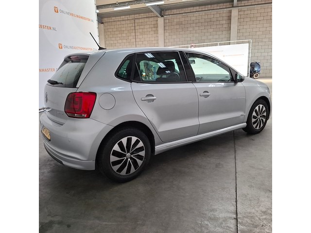 Personenauto, volkswagen, polo, 1.0 bluemotion edition, 2016 - afbeelding 4 van  89
