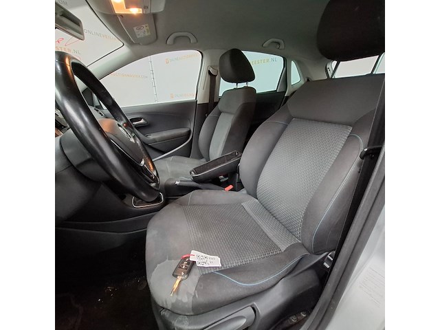 Personenauto, volkswagen, polo, 1.0 bluemotion edition, 2016 - afbeelding 47 van  89
