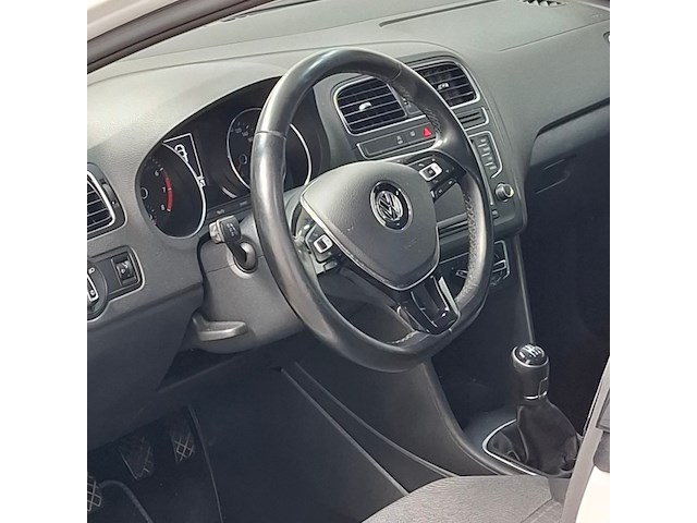 Personenauto, volkswagen, polo, 1.0 comfortline edition, 2016 - afbeelding 3 van  36